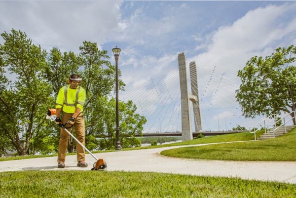 STIHL FC 111