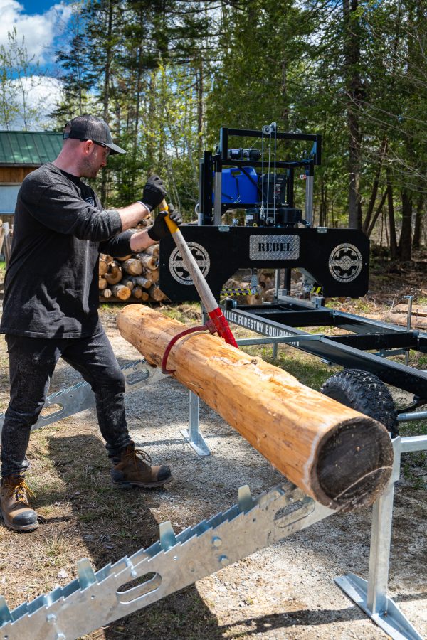 Pair of One-Way Loading Ramp (Max 24″ Logs diameter)