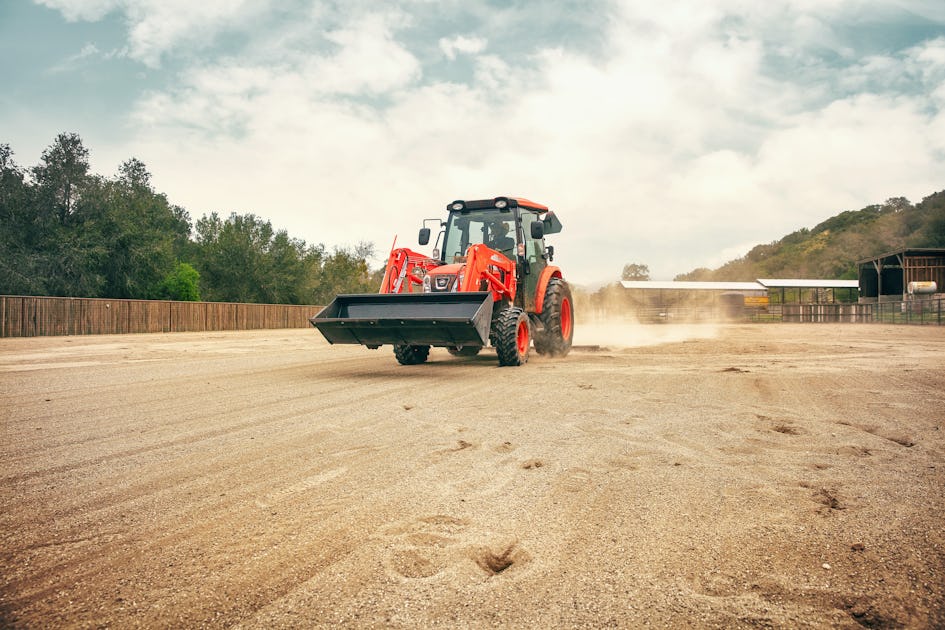 KIOTI NS4710H Compact Utility Tractor KIOTI NS4710H Compact Utility Tractor