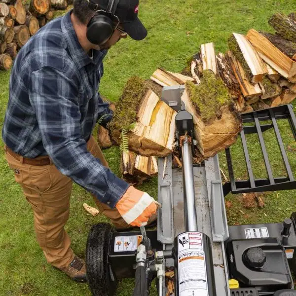 Vallee Forestry Equipment Oregon 30 Ton Log Splitter