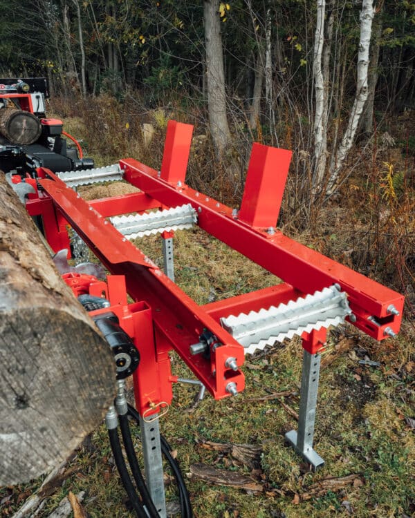 Vallee Forestry Equipment PM2 / Red Titan