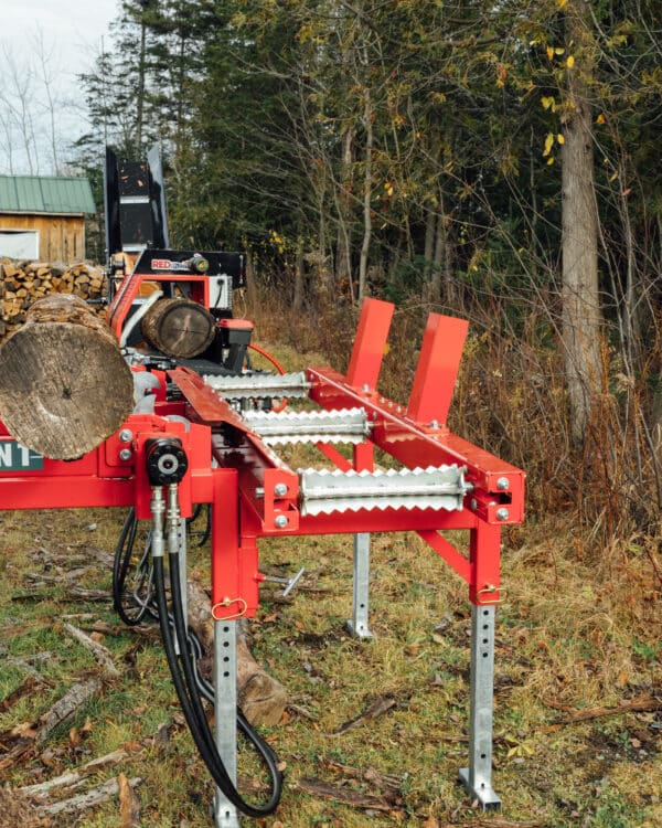 Vallee Forestry Equipment PM2 / Red Titan