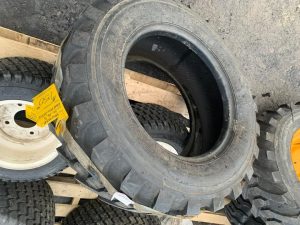 Brand New! Industrial Tire R4 Industrial Tire