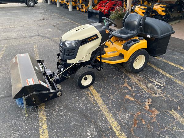 cc-GT-2014-series-w-sweeper-bagger